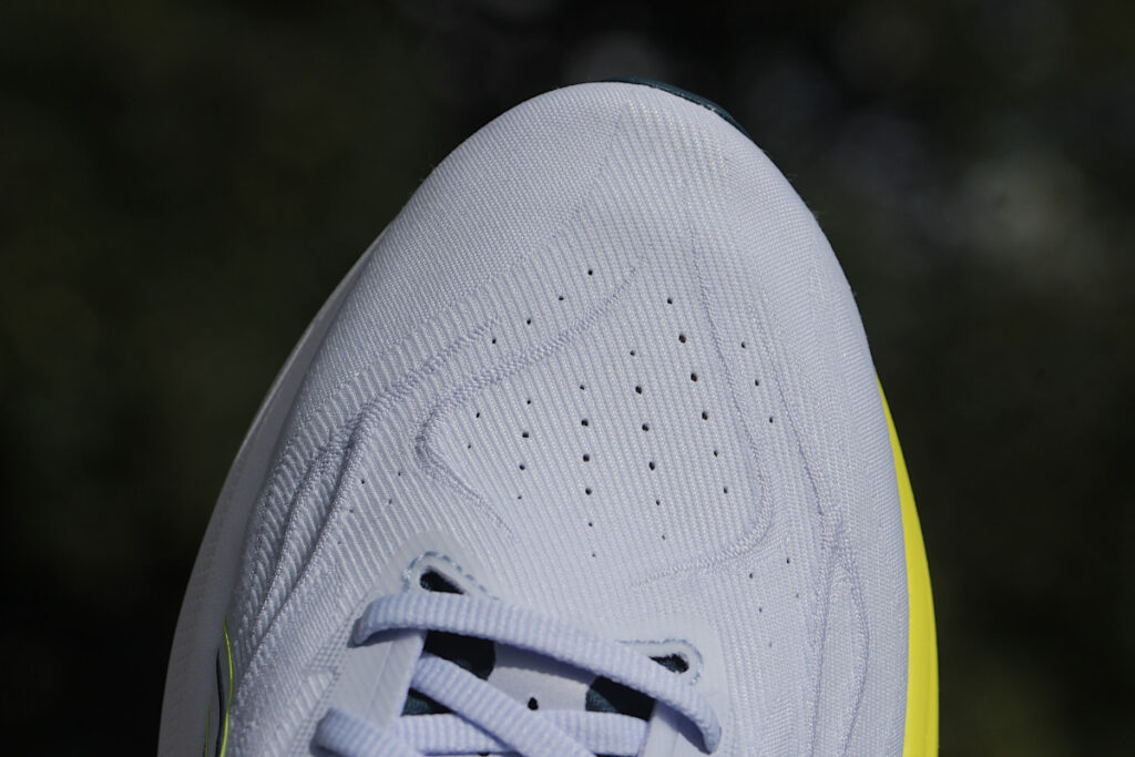 Asics GT-2000 14 - toebox