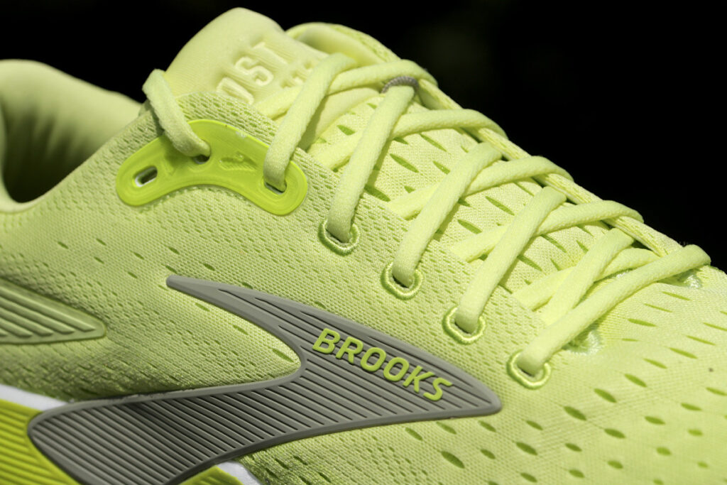 Brooks Ghost Max 3 - lacing