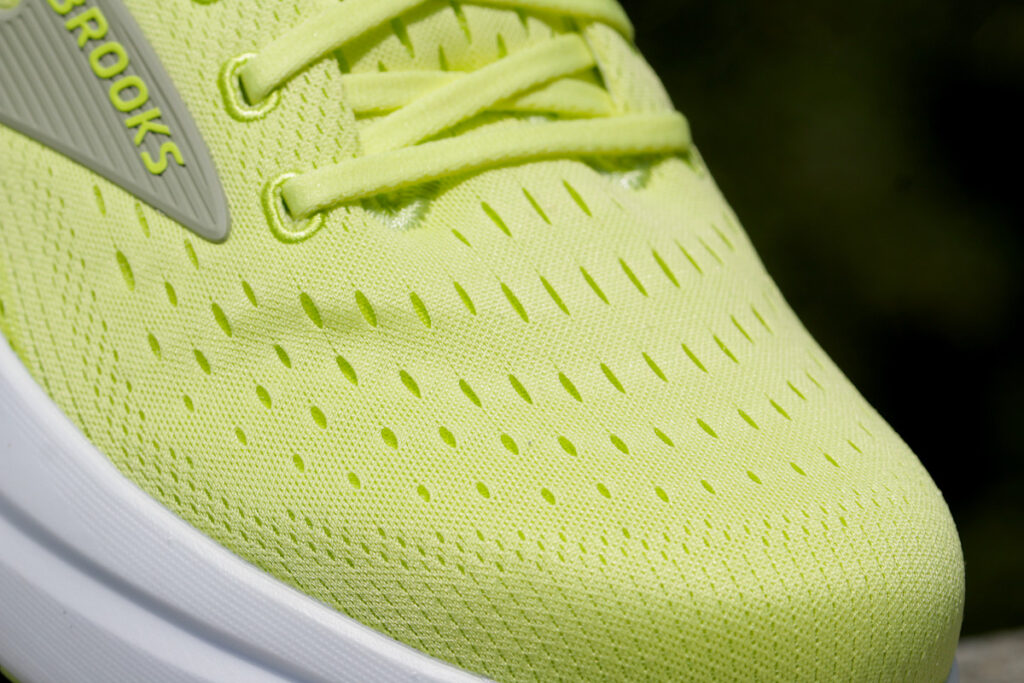 Brooks Ghost Max 3 - upper