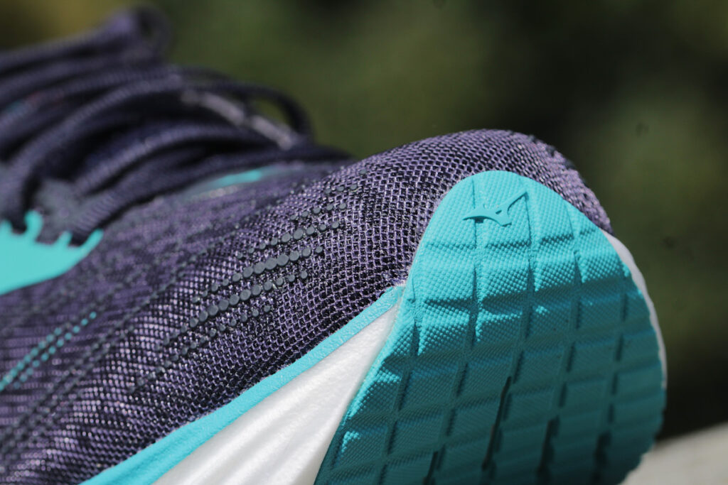 Mizuno Wave Rider 29 - detail