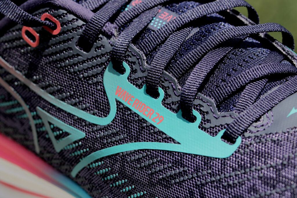 Mizuno Wave Rider 29 - upper