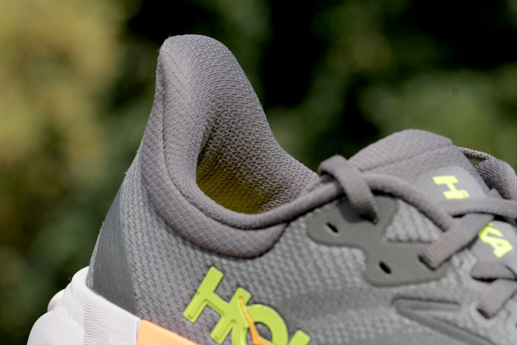 Hoka Arahi 8 - heel counter