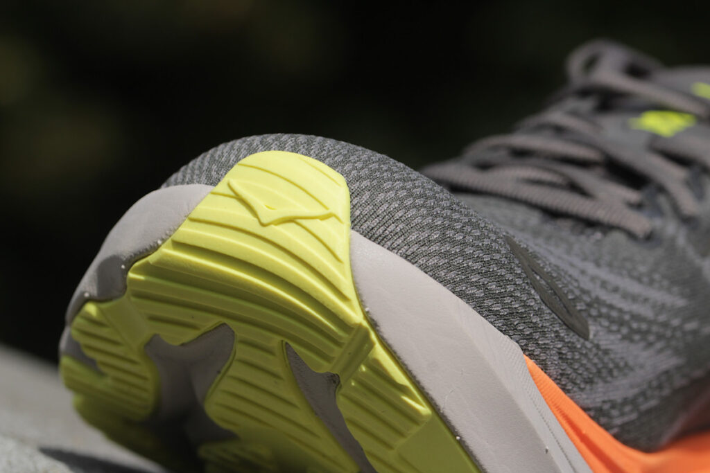 Hoka Arahi 8 - toebox
